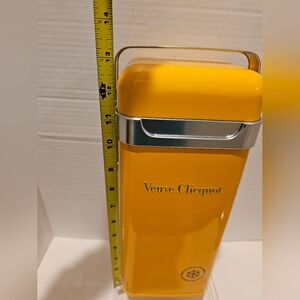VEUVE CLICQUOT Champagne Cooler Tin With Handle - Collectable...Mint Condition